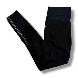 Athleta Women’s Fleece Lined Relay Tight Black Size XS